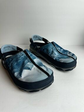 Kids Blue Patterned Slip-On Sandals